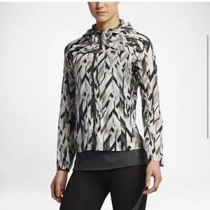 Nike Impossibly Lightweight Running Jacket